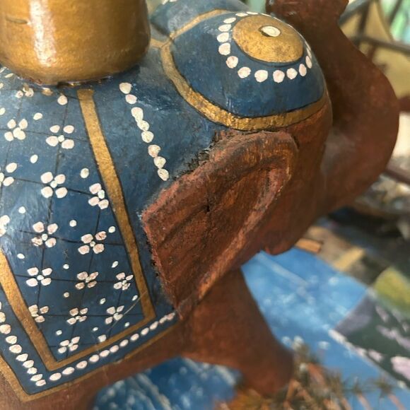 Wooden Hand Craved Elegant  Elephant Candle Stick Holder - Picture 5 of 16